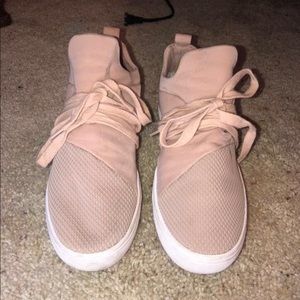 steve madden sneakers. blush color